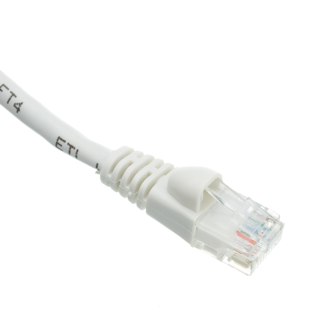 Snagless 10 Ft Cat5e White Ethernet Patch Cable Snagless 10 Ft Cat5e White Ethernet Patch Cable